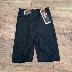 Maidenform Smoothing Shapeware  - NWT